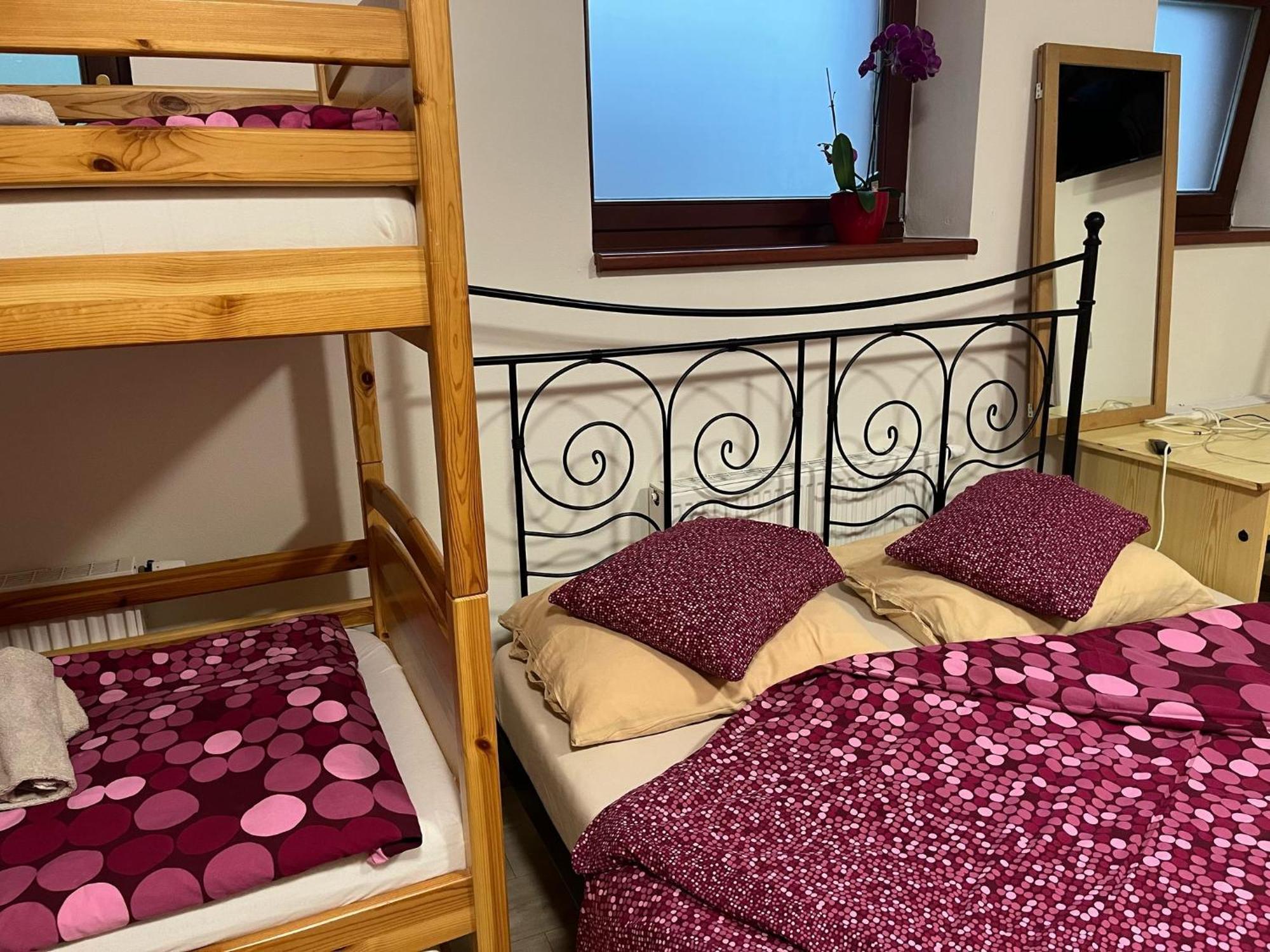 Hotel Zlechov Plumlov Habitación foto